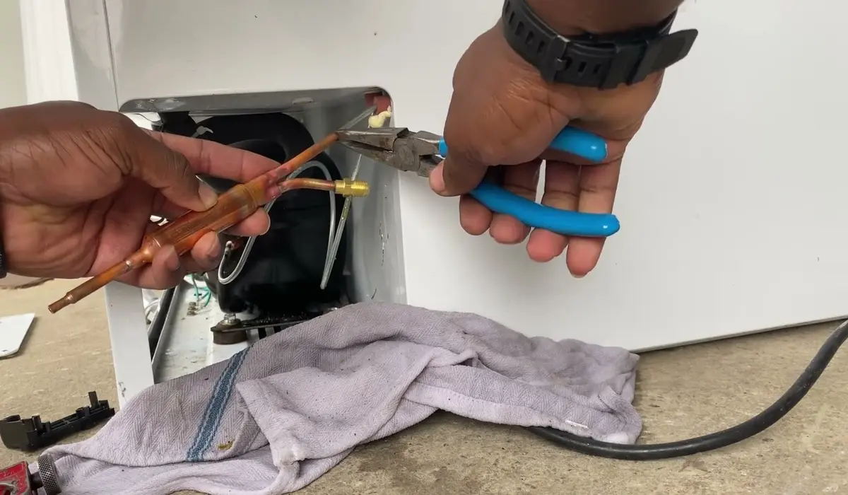 سبب نزول درجة حرارة الديب فريزر كريازى